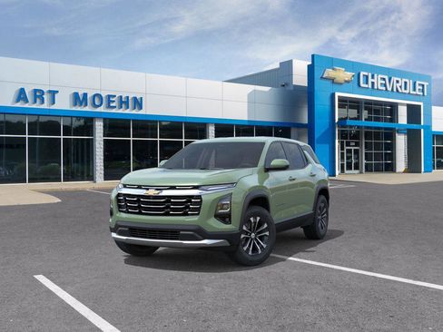 New 2026 Chevrolet Equinox LT w/ Convenience Package II image 8