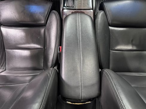 Used 2015 Cadillac XTS Premium AWD/4WD image 39