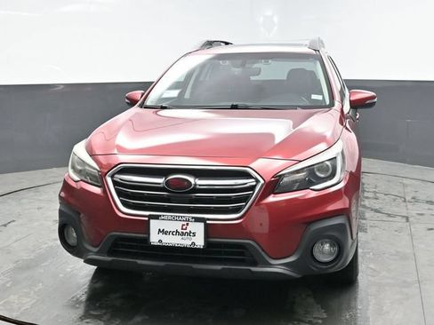 Used 2019 Subaru Outback 2.5i Limited AWD/4WD image 2