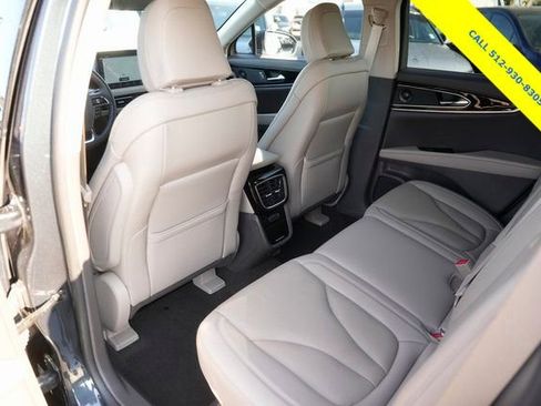 Used 2023 Lincoln Nautilus Reserve w/ Equipment Group 201A image 12