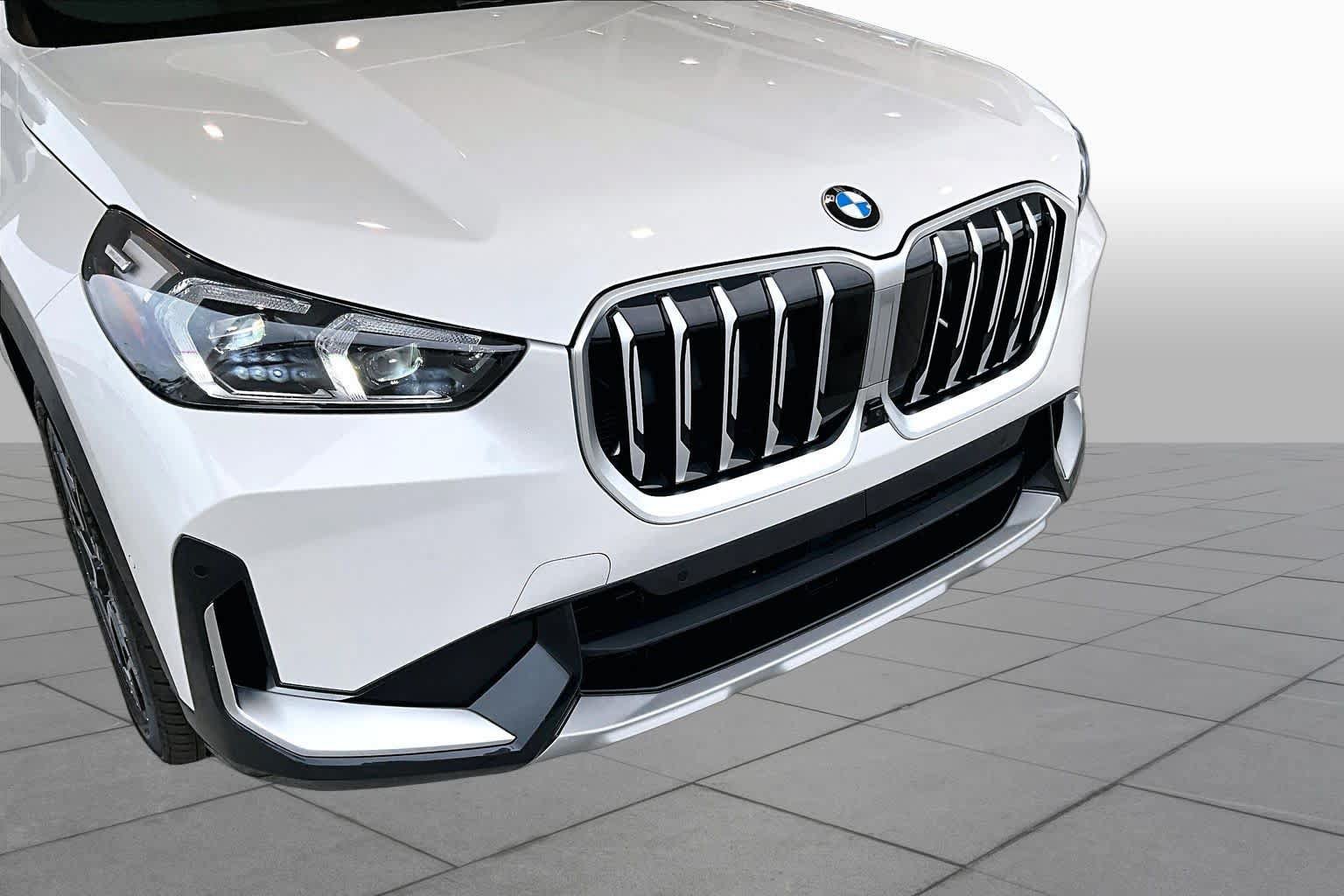 Used 2026 BMW X1 xDrive28i AWD/4WD image 29
