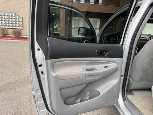 Used 2007 Toyota Tacoma 4x4 Double Cab image 25