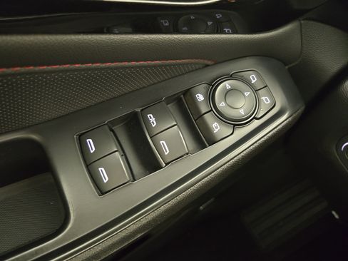 Certified 2023 Chevrolet Traverse RS image 27