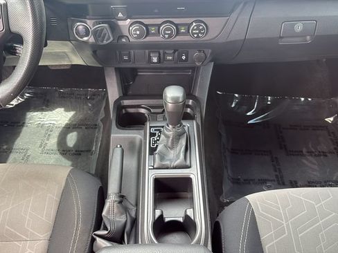 Used 2020 Toyota Tacoma TRD Sport RWD image 15