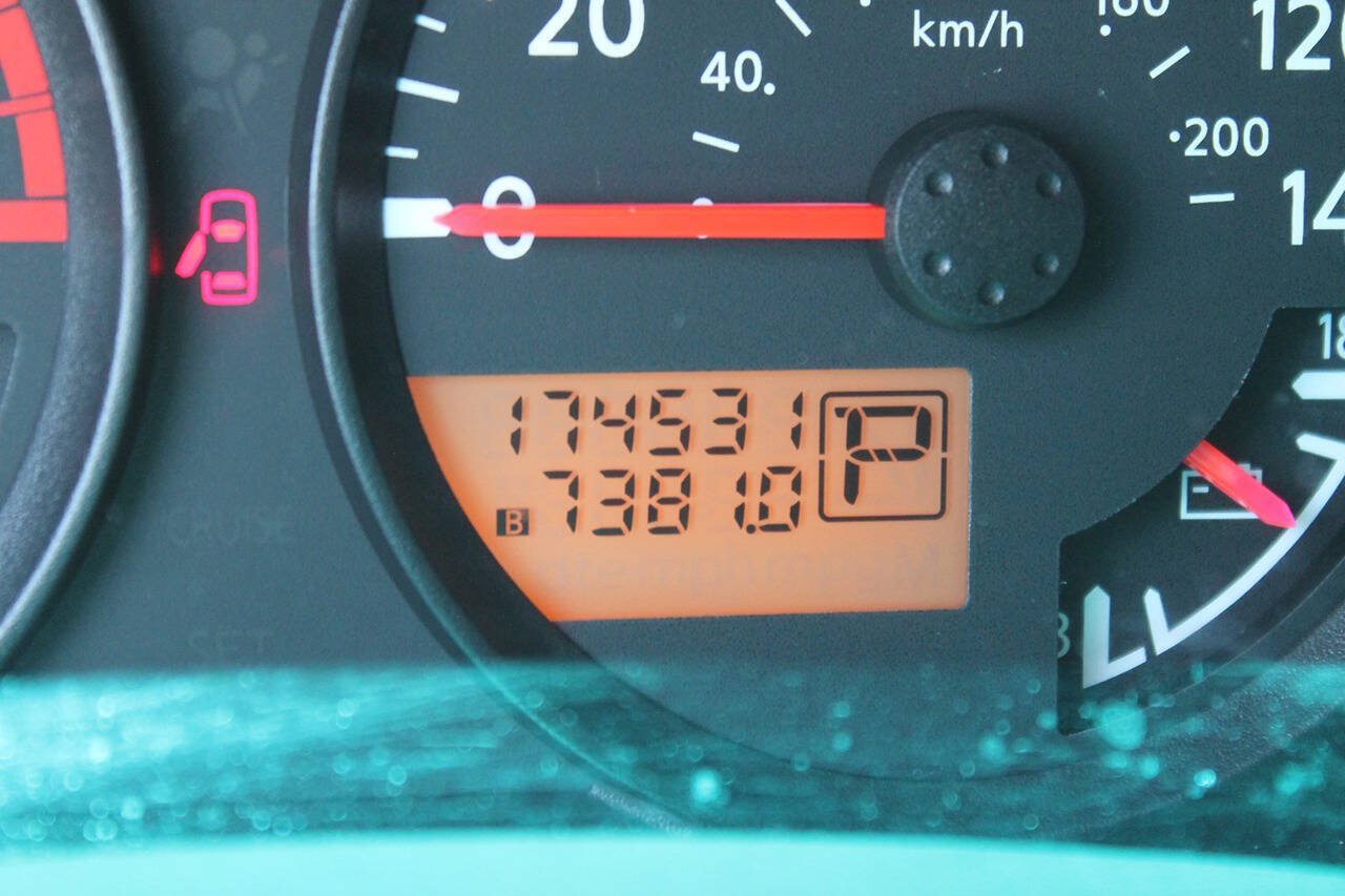 Used 2006 Nissan Xterra S AWD/4WD image 19