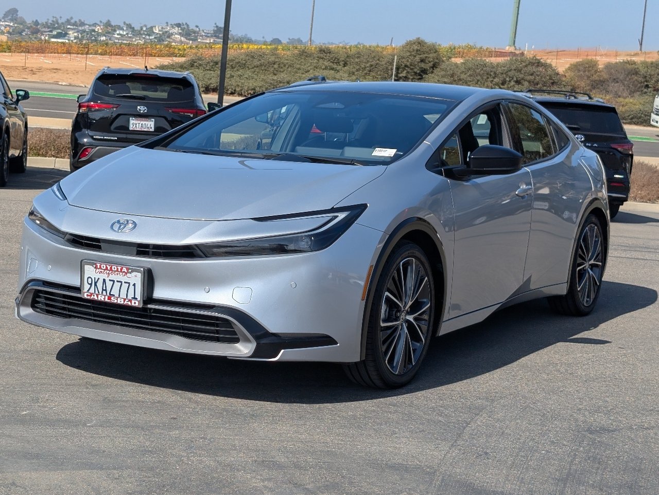 Used 2024 Toyota Prius XLE FWD image 11
