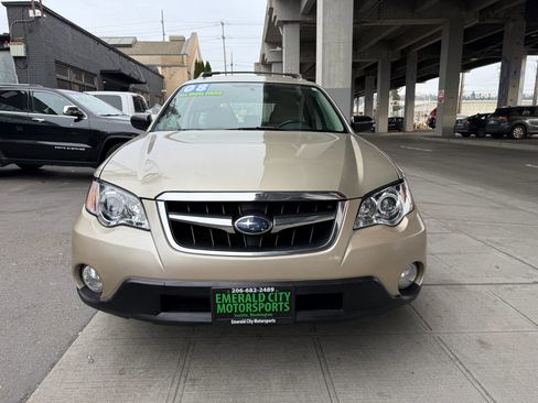 Used 2008 Subaru Outback 2.5i image 2