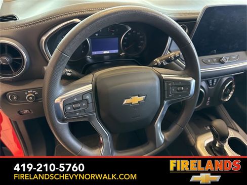 New 2025 Chevrolet Blazer LT w/ Convenience Package image 27