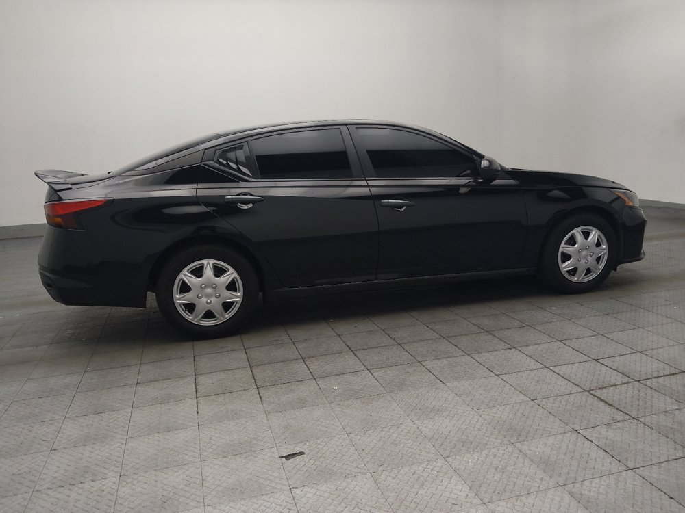 Used 2024 Nissan Altima 2.5 S FWD image 10