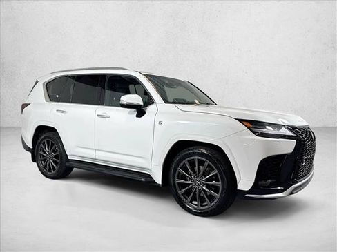 Used 2024 Lexus LX 600 F Sport AWD/4WD image 3