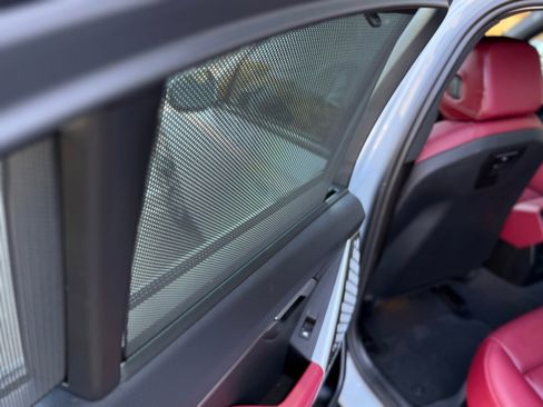 Used 2024 BMW i5 eDrive40i w/ Executive Package image 25