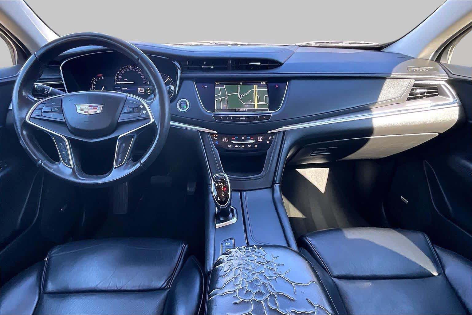 Used 2019 Cadillac XT5 Premium Luxury AWD/4WD image 15