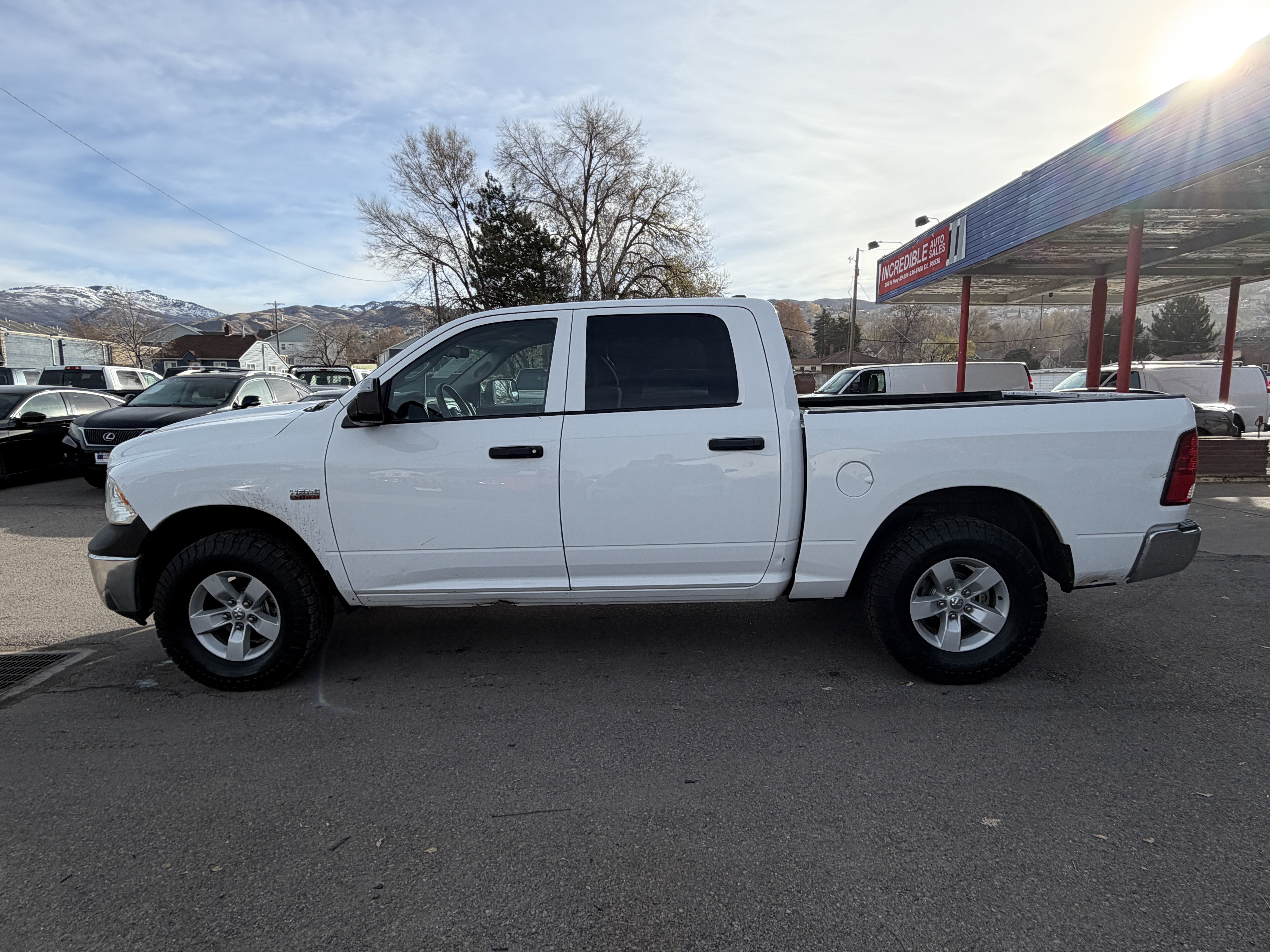 Used 2017 RAM 1500 Tradesman w/ Popular Equipment Group AWD/4WD image 3