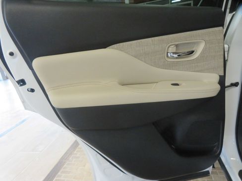 Used 2020 Nissan Murano SV w/ Cargo Package FWD image 17