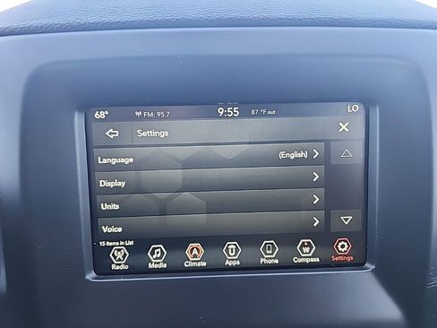 Certified 2020 Jeep Compass Latitude FWD image 31