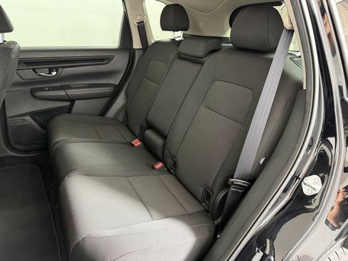 Used 2025 Honda CR-V LX image 17