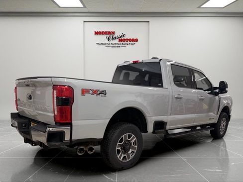 Used 2025 Ford F350 Lariat AWD/4WD image 7