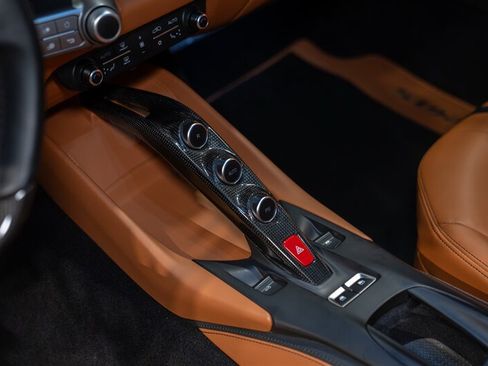 Used 2021 Ferrari 812 GTS RWD image 18