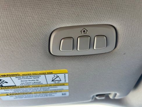 Used 2024 Ford Expedition XLT AWD/4WD image 20