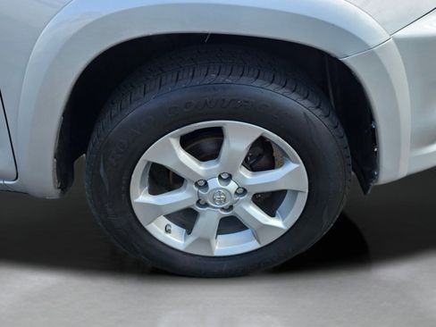 Used 2010 Toyota RAV4 Limited image 28