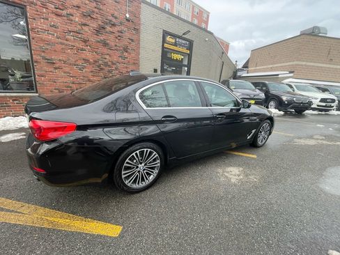 Used 2019 BMW 530i xDrive xDrive w/ Convenience Package image 3