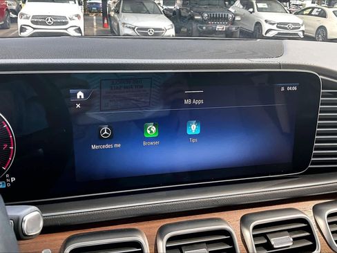 Certified 2025 Mercedes-Benz GLS 450 4MATIC image 36