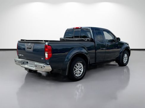 Used 2020 Nissan Frontier SV RWD image 3