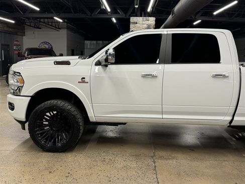 Used 2019 RAM 2500 Laramie AWD/4WD image 5
