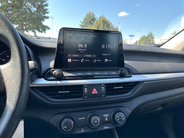 Used 2024 Kia Forte LXS FWD image 24