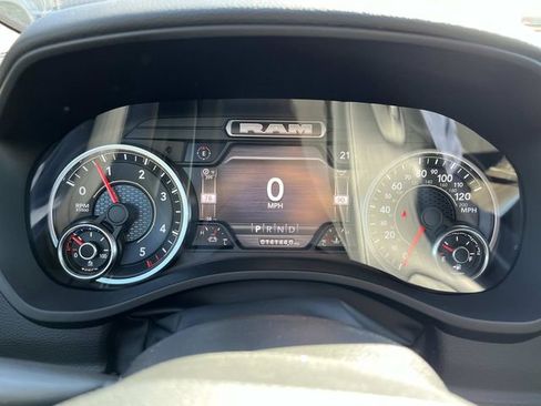 Used 2022 RAM 1500 Big Horn image 36