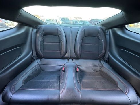 Used 2017 Ford Mustang GT Premium image 31