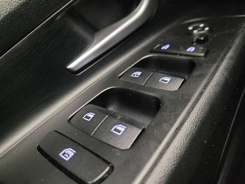 Used 2023 Hyundai Elantra SEL w/ Convenience Package image 27