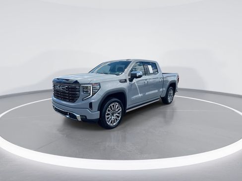 Used 2025 GMC Sierra 1500 Denali Ultimate AWD/4WD image 4