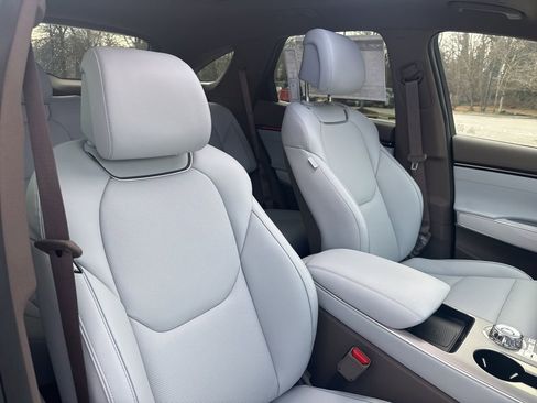 New 2026 Genesis GV70 2.5T Advanced image 34