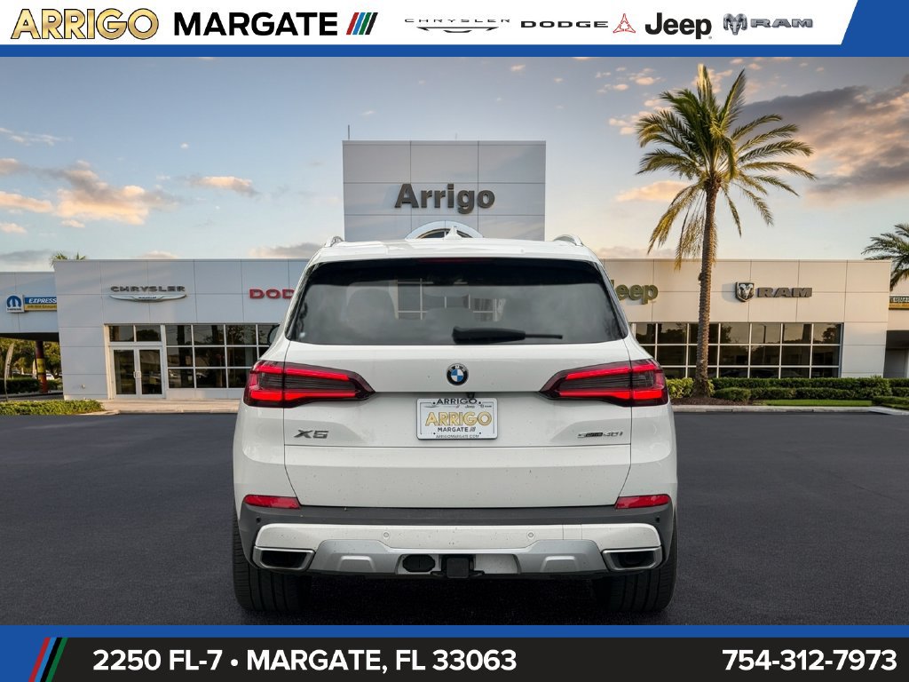 Used 2022 BMW X5 sDrive40i w/ Premium Package RWD image 6