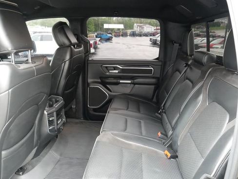 Used 2022 RAM 1500 Laramie AWD/4WD image 25