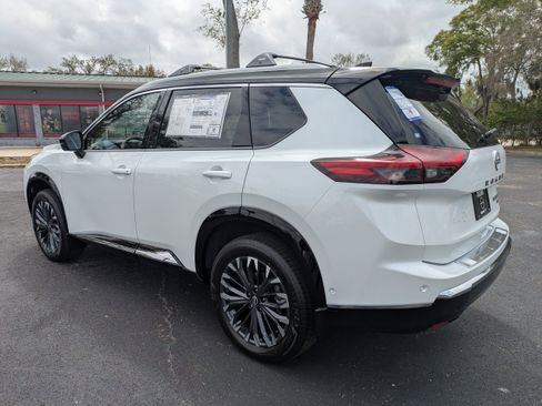 New 2026 Nissan Rogue Platinum image 6