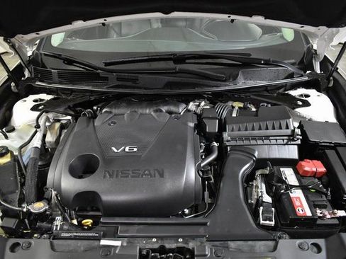 Used 2021 Nissan Maxima Platinum w/ Sport Mat Group image 38