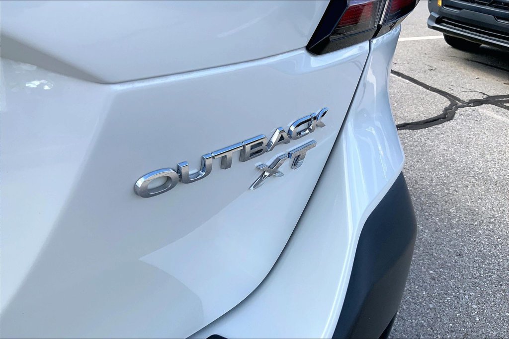 Used 2021 Subaru Outback Limited XT w/ Popular Package #2 AWD/4WD image 23