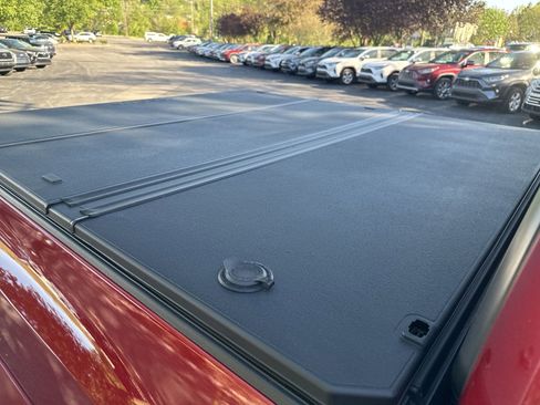 Used 2021 Toyota Tacoma TRD Sport w/ Technology Package image 10