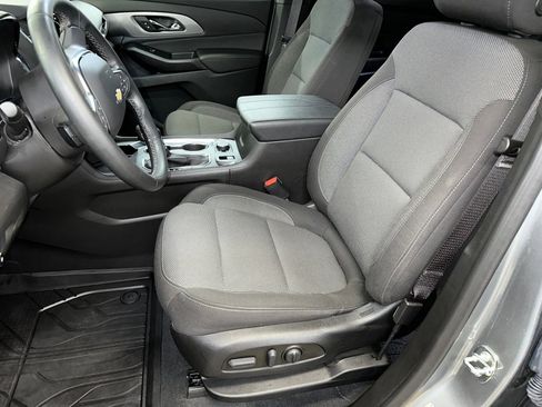 Certified 2023 Chevrolet Traverse LT image 5