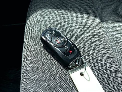 Used 2022 Buick Encore GX Select w/ Sport Touring Package AWD/4WD image 11