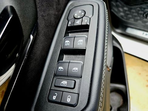 Used 2025 RAM 1500 RHO AWD/4WD image 31