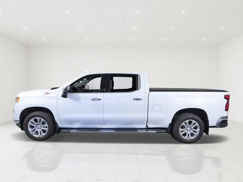 Used 2024 Chevrolet Silverado 1500 LTZ AWD/4WD image 4