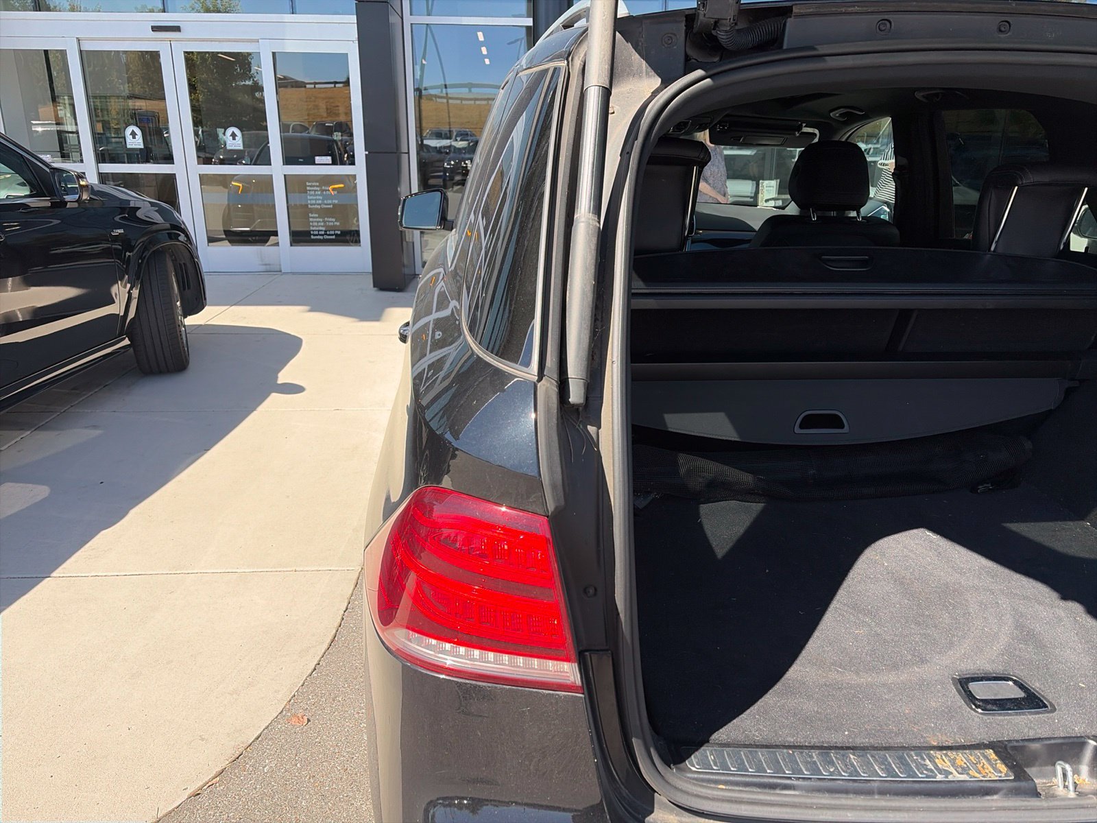 Used 2017 Mercedes-Benz GLE 350 image 4