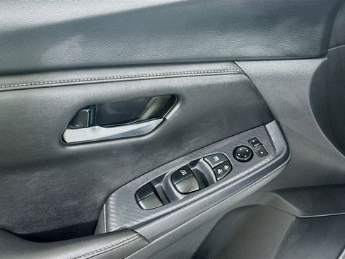 Used 2024 Nissan Sentra SV image 15