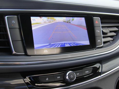 Used 2024 Buick Enclave Essence FWD image 21