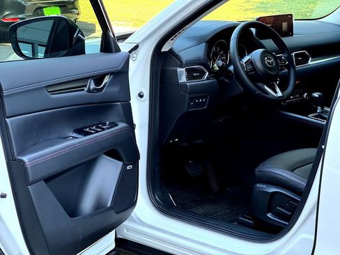 New 2025 MAZDA CX-5 Carbon Edition image 10