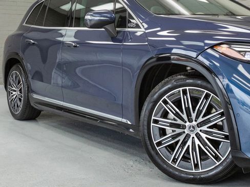 Used 2023 Mercedes-Benz EQS 450+ 4MATIC SUV w/ AMG Line Exterior Package image 7