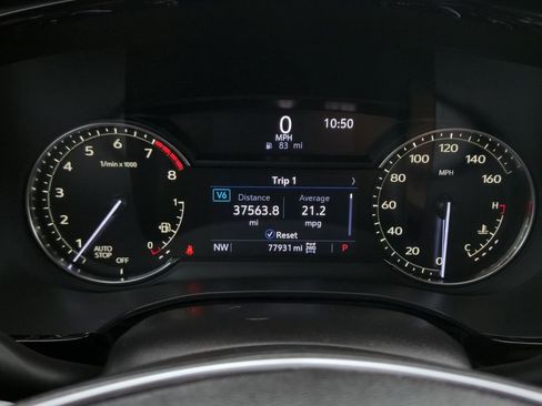 Used 2021 Cadillac XT5 Premium Luxury w/ LPO, Floor Liner Package image 2